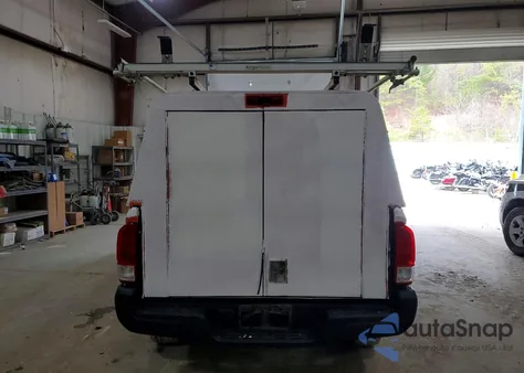 2016 Toyota Tacoma Access Cab z USA, uszkodzony, nr VIN 5TFRX5GNXGX055350